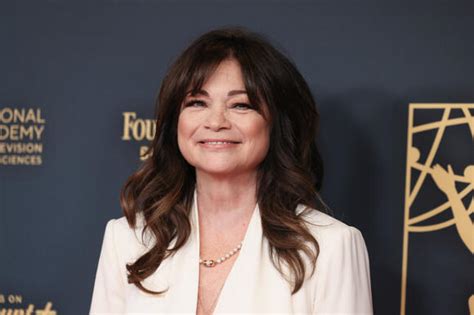 valerie bertinelli pussy|Valerie Bertinelli, 64, poses for mirror selfie in her bra and ...